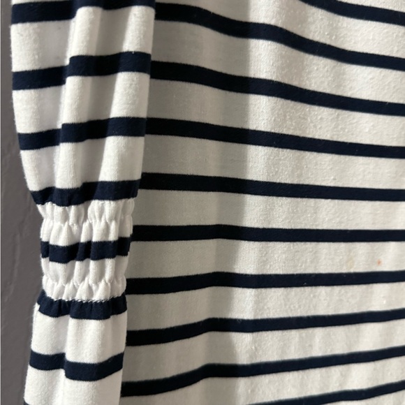 Jumper dress, T-shirt material, soft and comfortable elastic cinched waist. - Picture 7 of 8